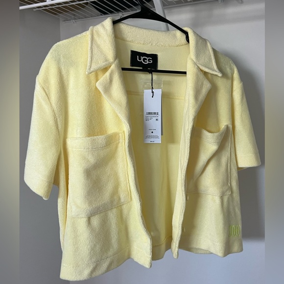 Yellow terry cloth UGG NWT cropped button down - Picture 4 of 5